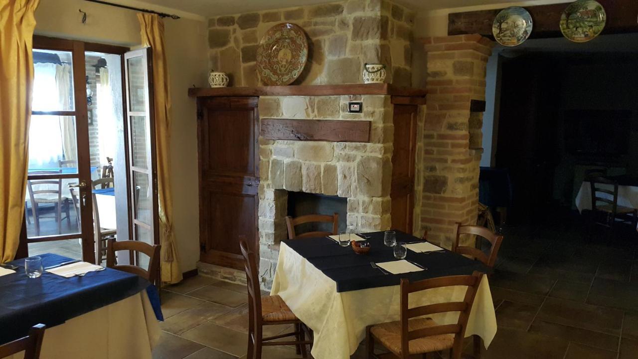 Agriturismo Countryhouse Le Giare Gubbio Eksteriør billede